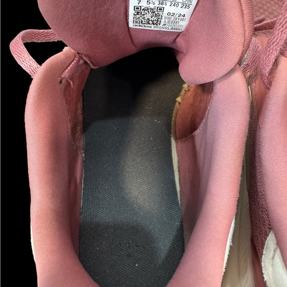 Adidas Women's Mauve Sneakers - Picture 7 of 9
